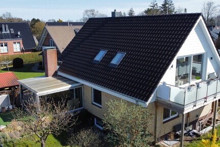 Vielseitiges Einfamilienhaus mit EinliegerWohnung in Strandnähe in Haffkrug