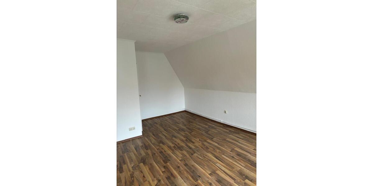 Dachgeschoßwohnung Stockelsdorf - 2 Zimmer, 60 m&sup2;, 510&euro; | Angebot:24238884