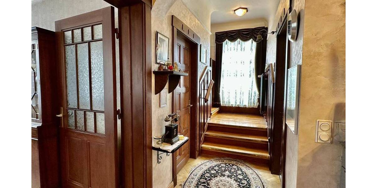 Einfamilienhaus Tremsbüttel - 7 Zimmer, 267 m&sup2;, 850.000&euro; | Angebot:25685881