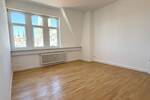 Etagenwohnung Lübeck Innenstadt - 4 Zimmer, 122 m&sup2;, 1.900&euro; | Angebot:26528239
