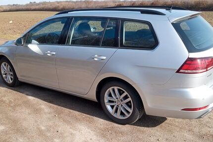 VW Golf 152.500 km 9.900 &euro; Labenz 23898