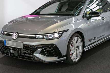 VW Golf 8.000 km 52.990 &euro; Lübeck 23560