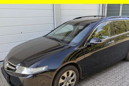 Honda Accord 297.928 km 2.300 &euro; Lübeck 23556