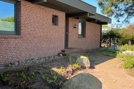 Haus Bad Segeberg - 5 Zimmer, 170 m&sup2;, 2.500&euro; | Angebot:26593936