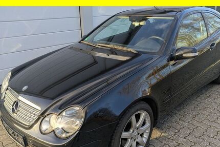 Mercedes-Benz C 180 177.379 km 4.650 &euro; Lübeck 23556